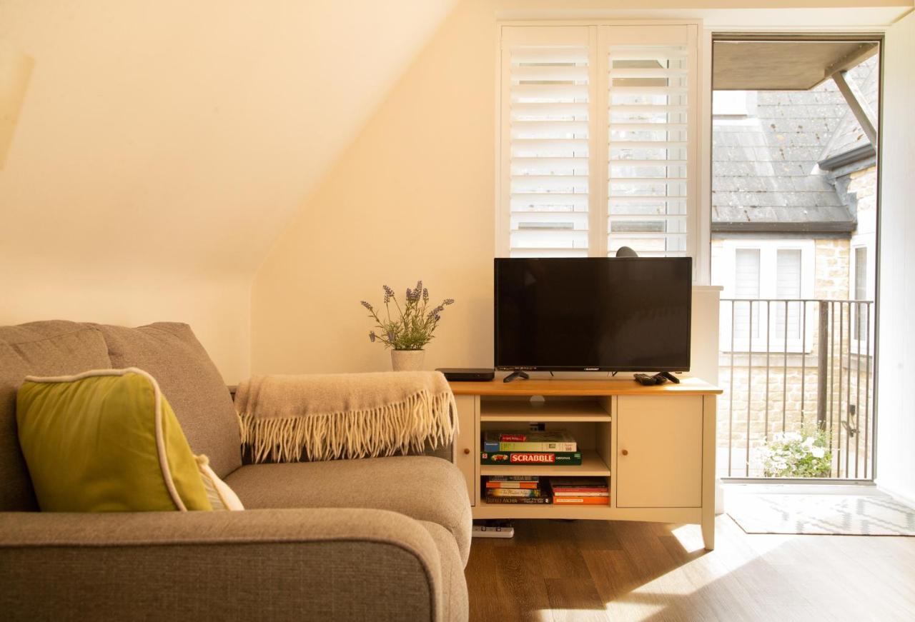 The Snug Apartment *